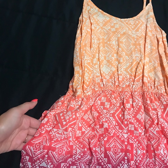 Bundle of 4 rompers - Picture 8 of 8